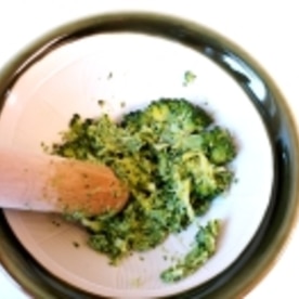 離乳食 初期 なめらかブロッコリーペースト レシピ 作り方 By Belle Marianne 楽天レシピ 離乳食 初期 なめらかブロッコリーペースト レシピ 作り方 By Belle Marianne 楽天レシピ